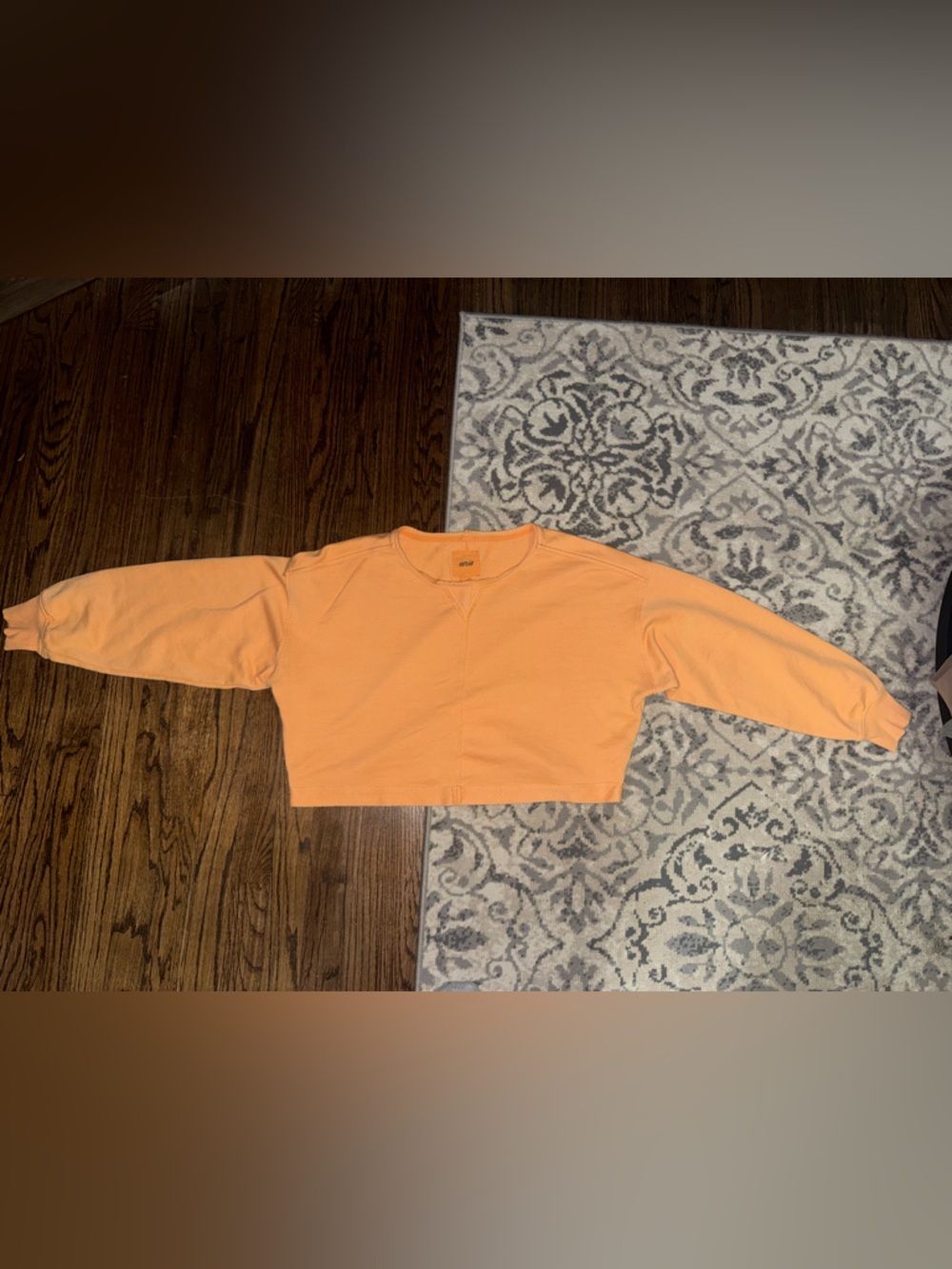 Aerie women’s Cropped Sweatshirt Orange size small